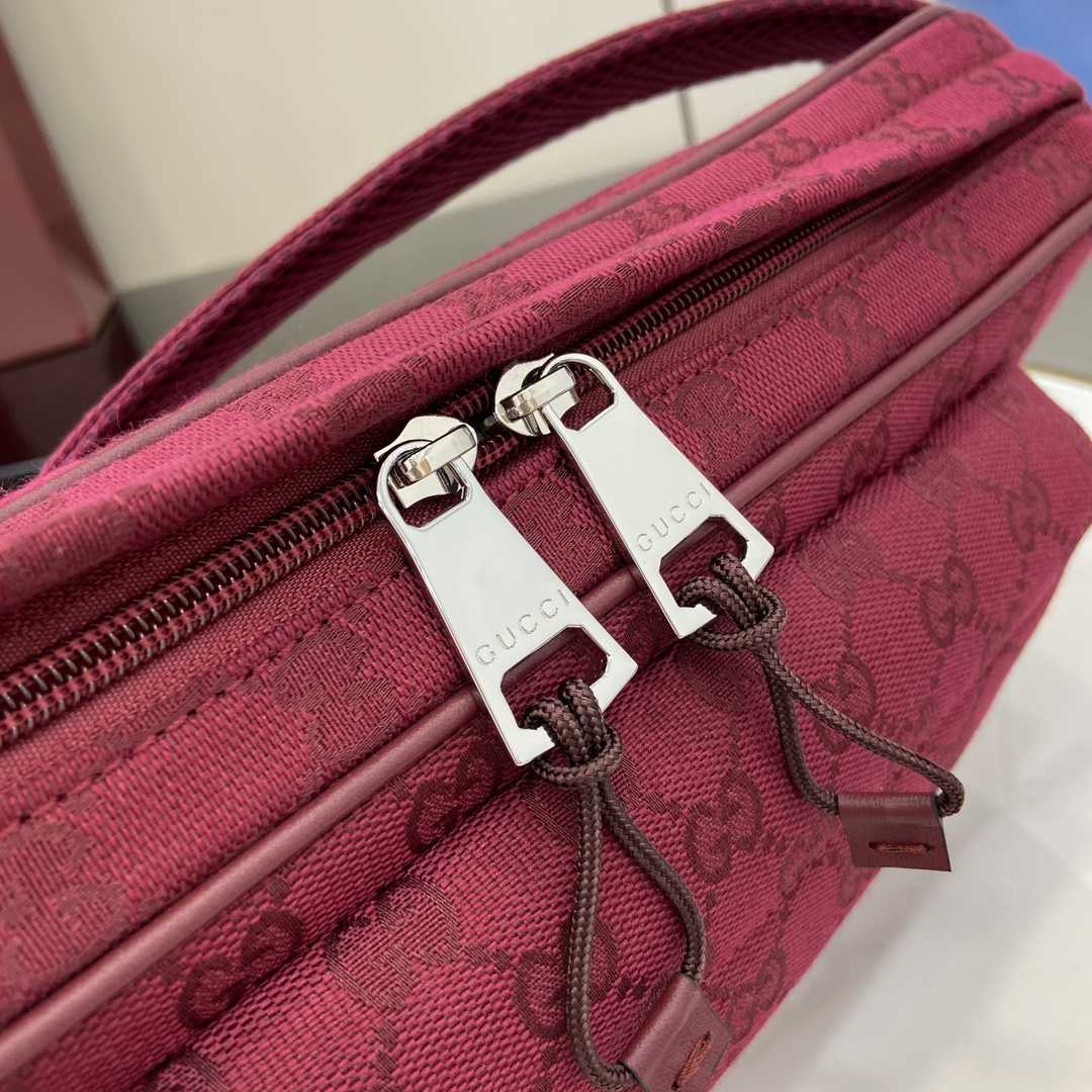 Gucci Small GG Crossbody Bag - EUR FASHION