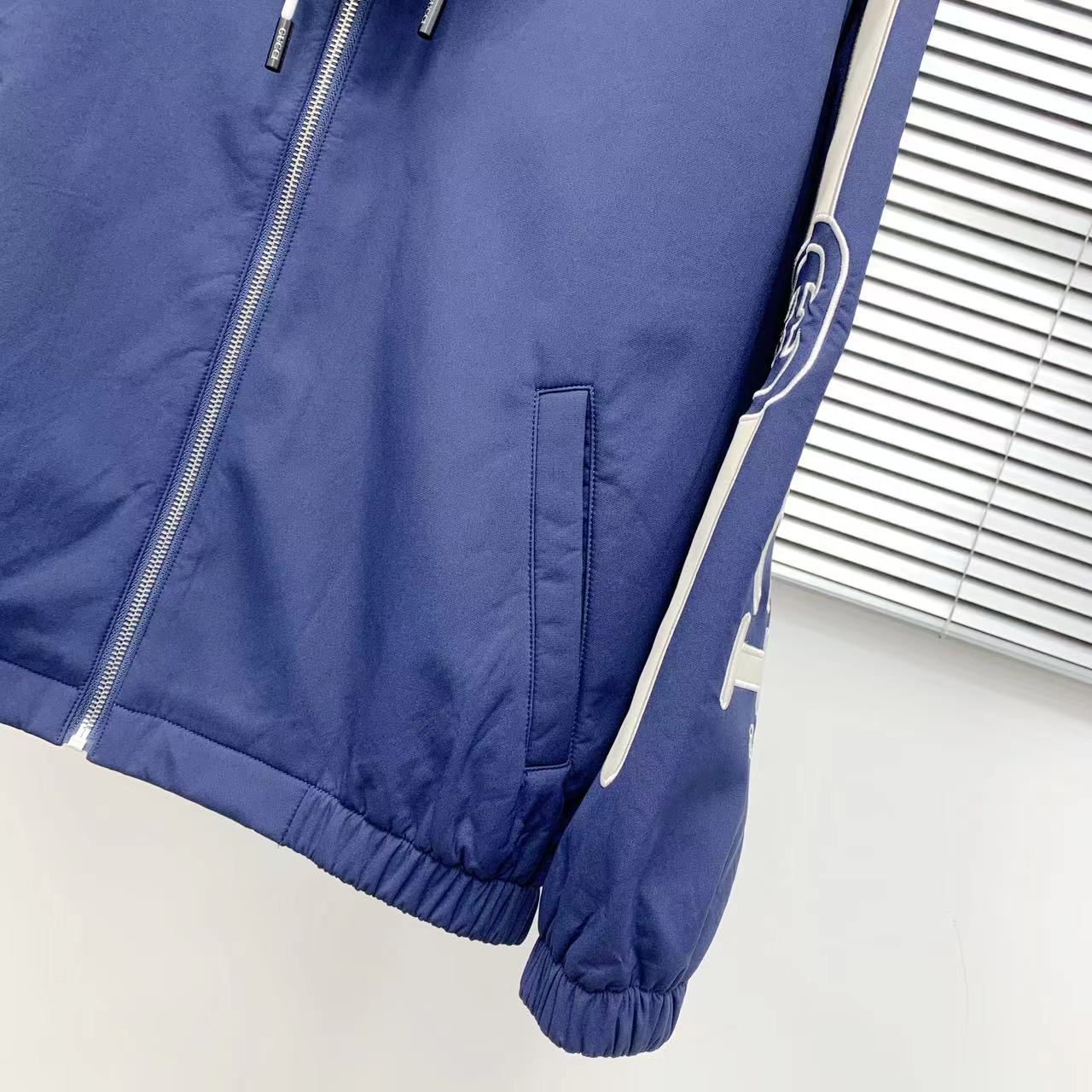 Gucci Tracksuit  - EUR FASHION