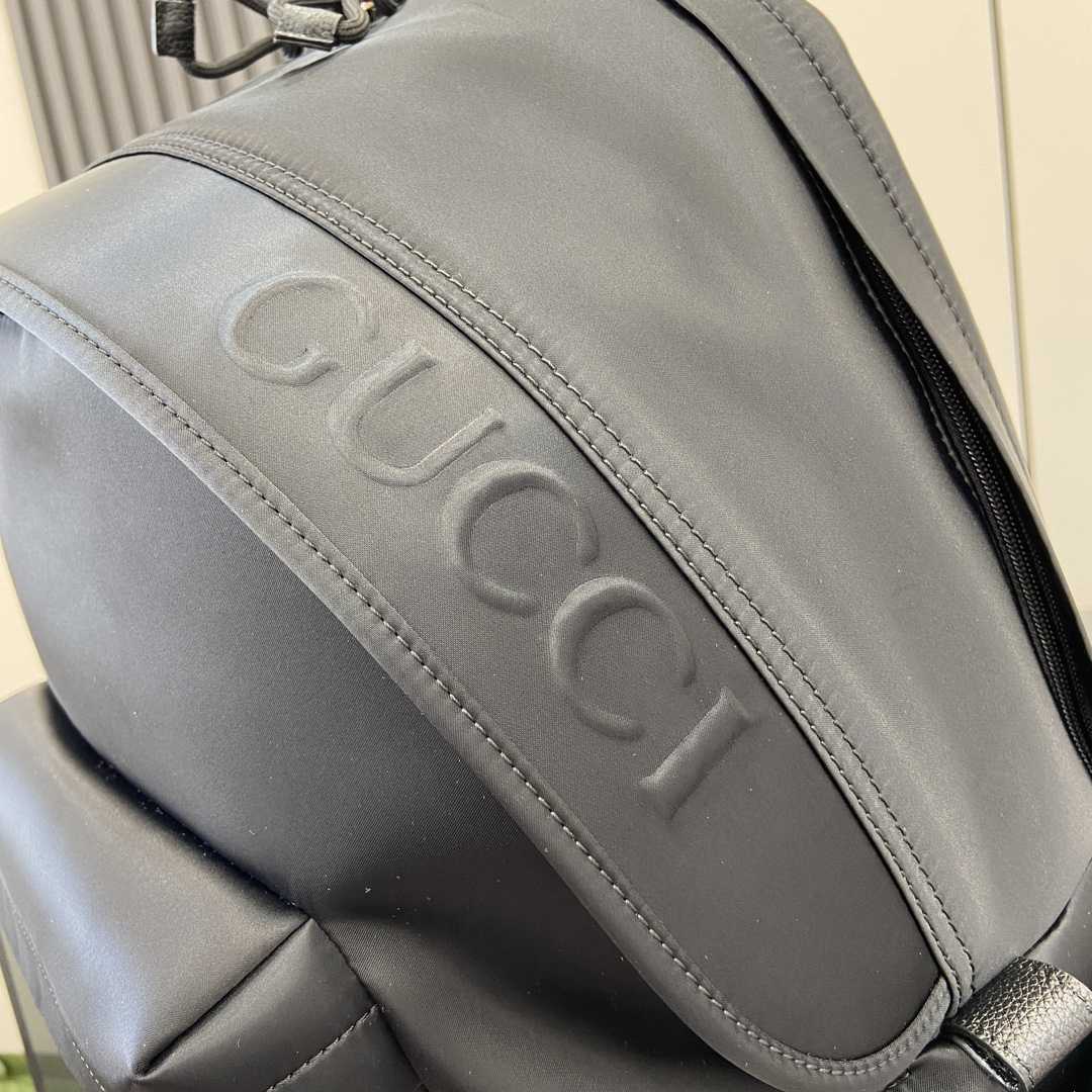 Gucci Large Backpack With Gucci Logo - EUR FASHION