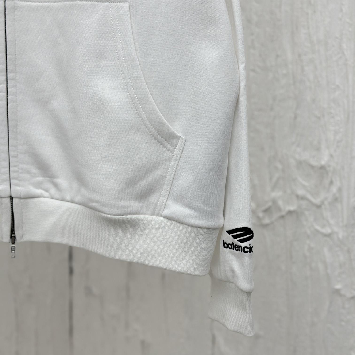 Balenciaga Soccer Zip-up Hoodie - EUR FASHION