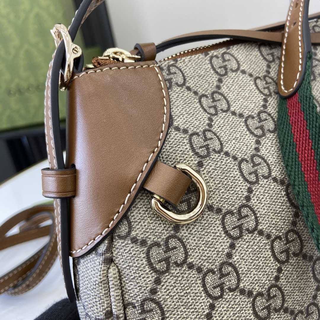 Gucci GG Emblem Small Shoulder Bag - EUR FASHION