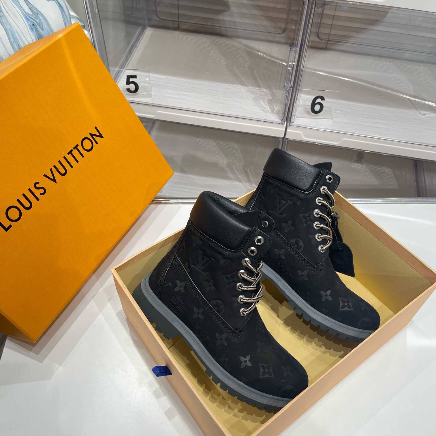 Louis Vuitton x Timberland Ankle Boot - EUR FASHION