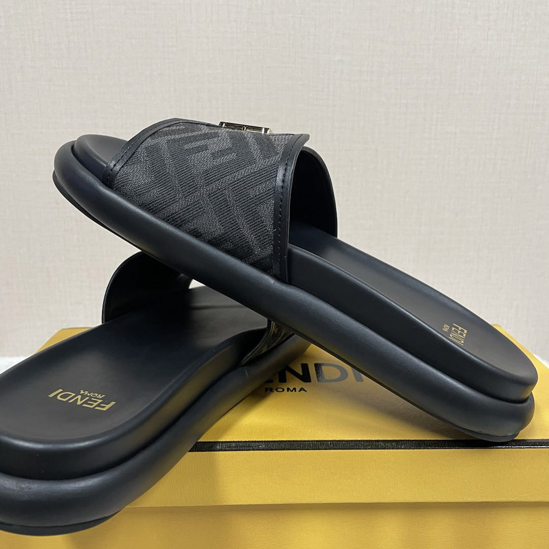 Fendi Feel Black Fabric Slides - EUR FASHION