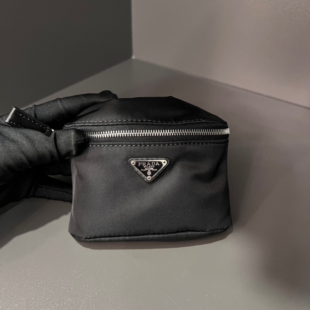 Prada Wrist Bag ﻿ - EUR FASHION