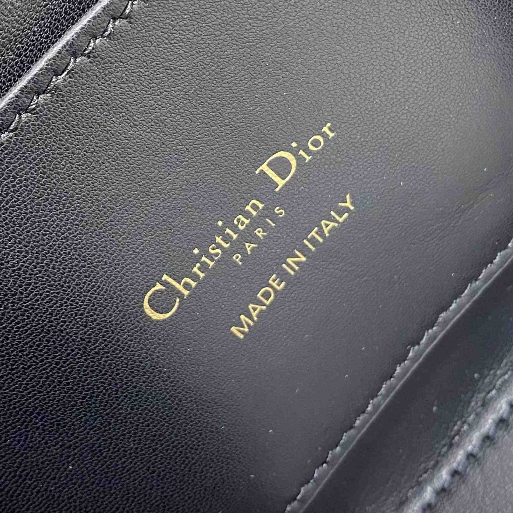 Dior Medium 30 Montaigne Avenue Top Handle Bag - EUR FASHION