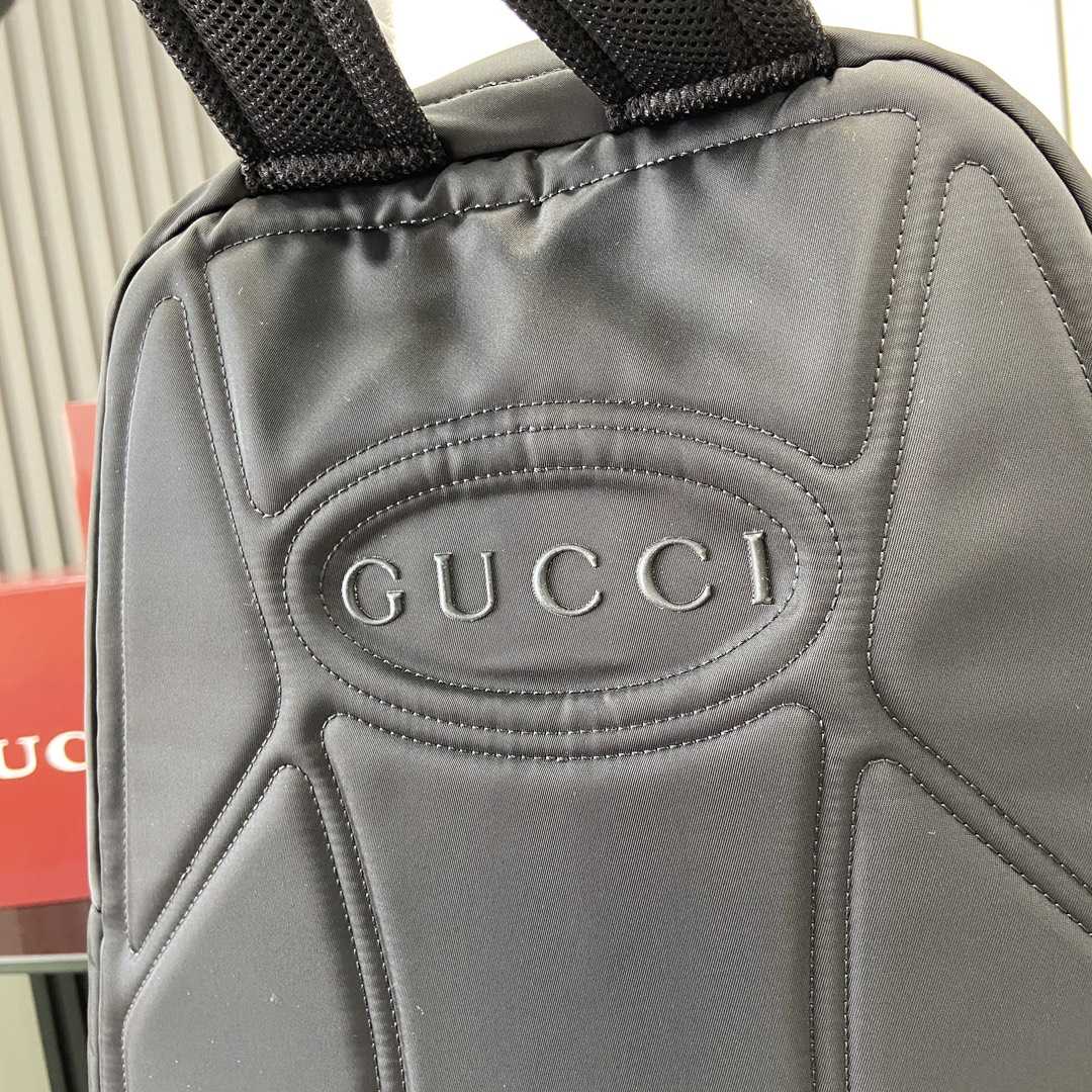 Gucci Medium Backpack With Gucci Logo - EUR FASHION