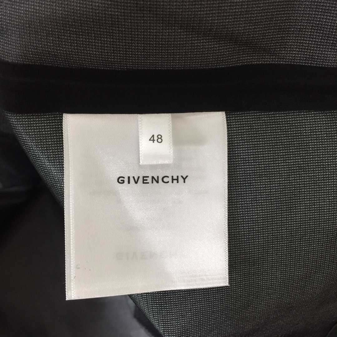 Givenchy Logo Hooded Jacket in Black - EUR FASHION