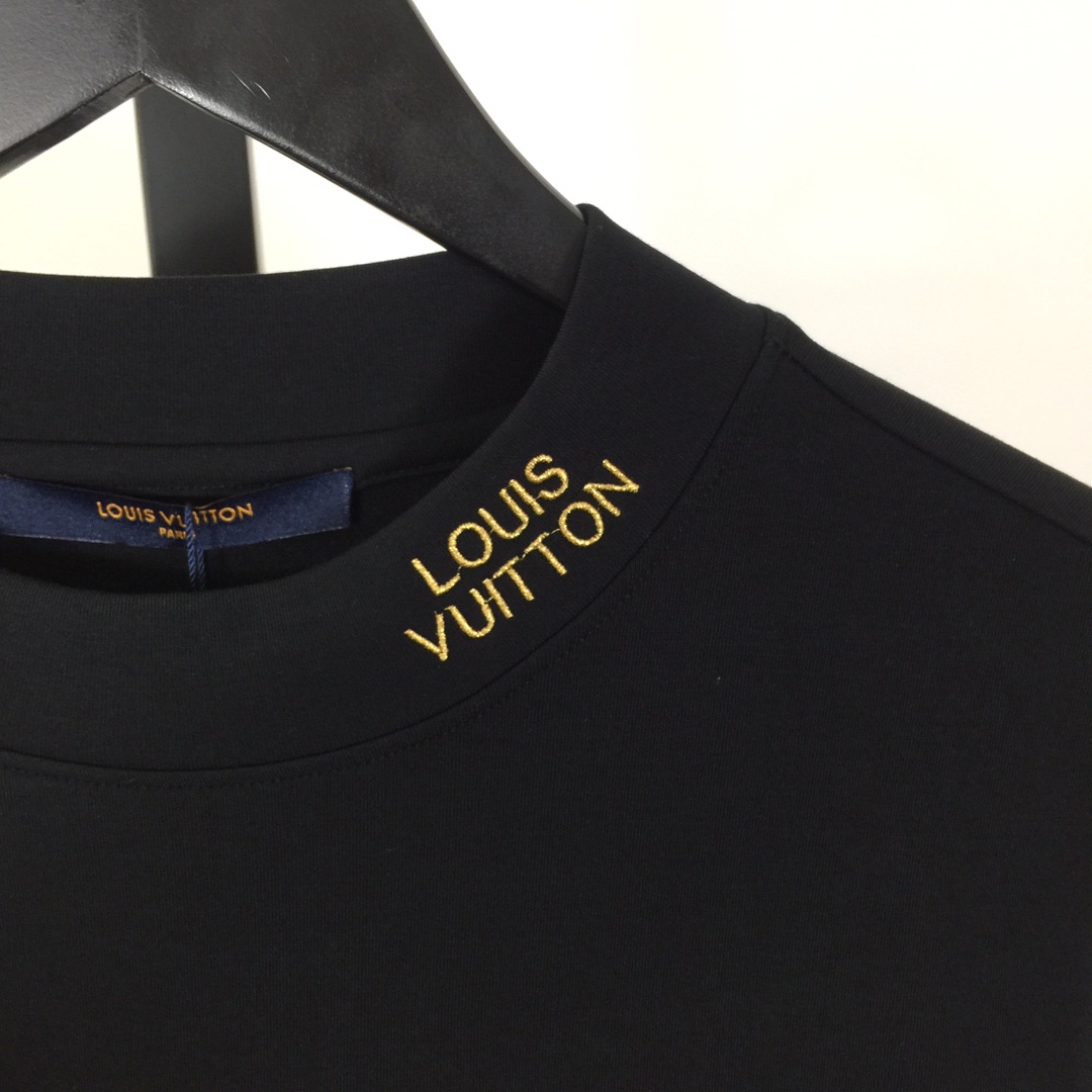 Louis Vuitton Logo Long Sleeve Tee - EUR FASHION