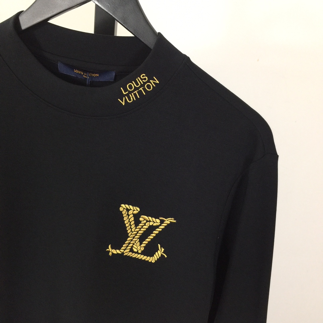 Louis Vuitton Logo Long Sleeve Tee - EUR FASHION