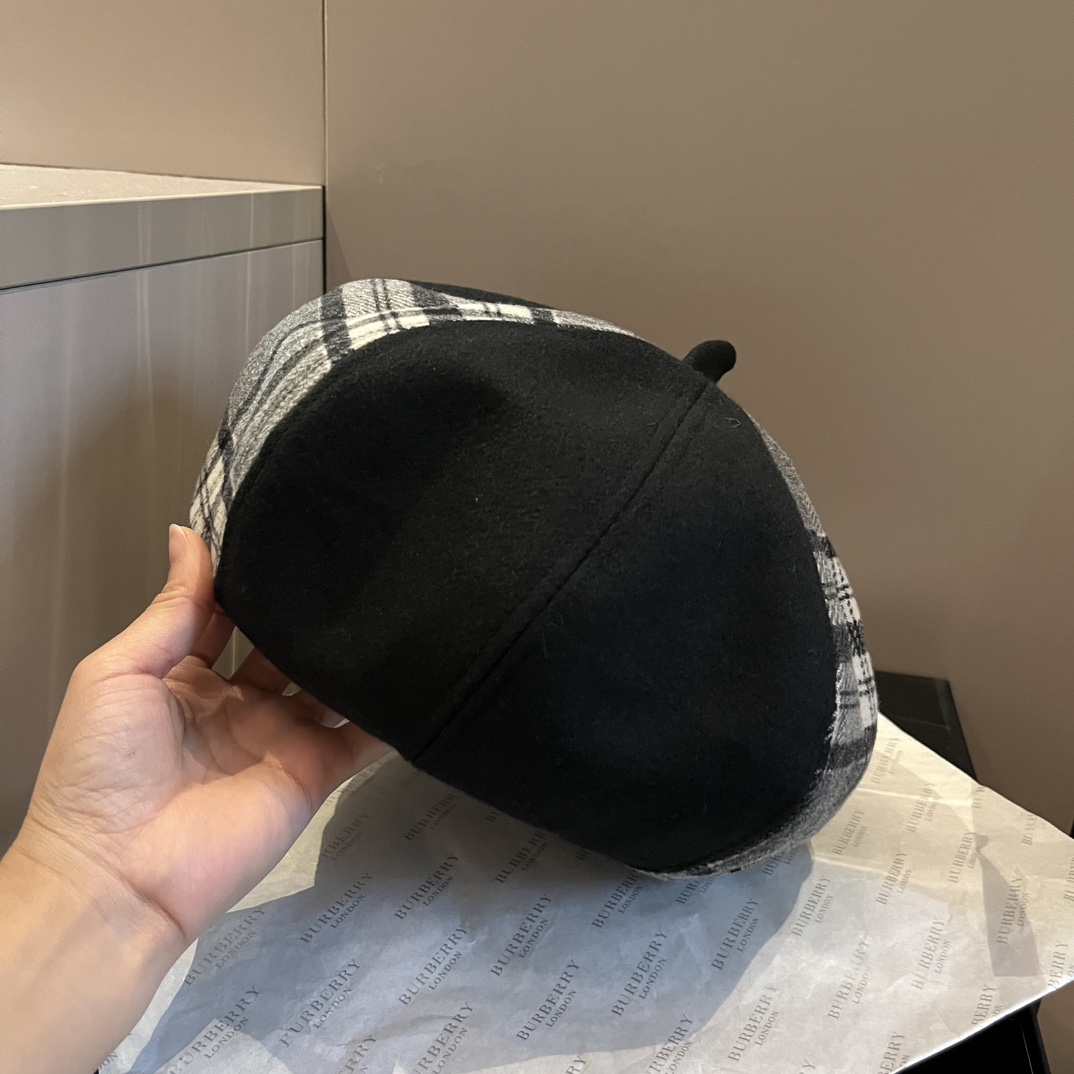 Burberry Beret Hat - EUR FASHION