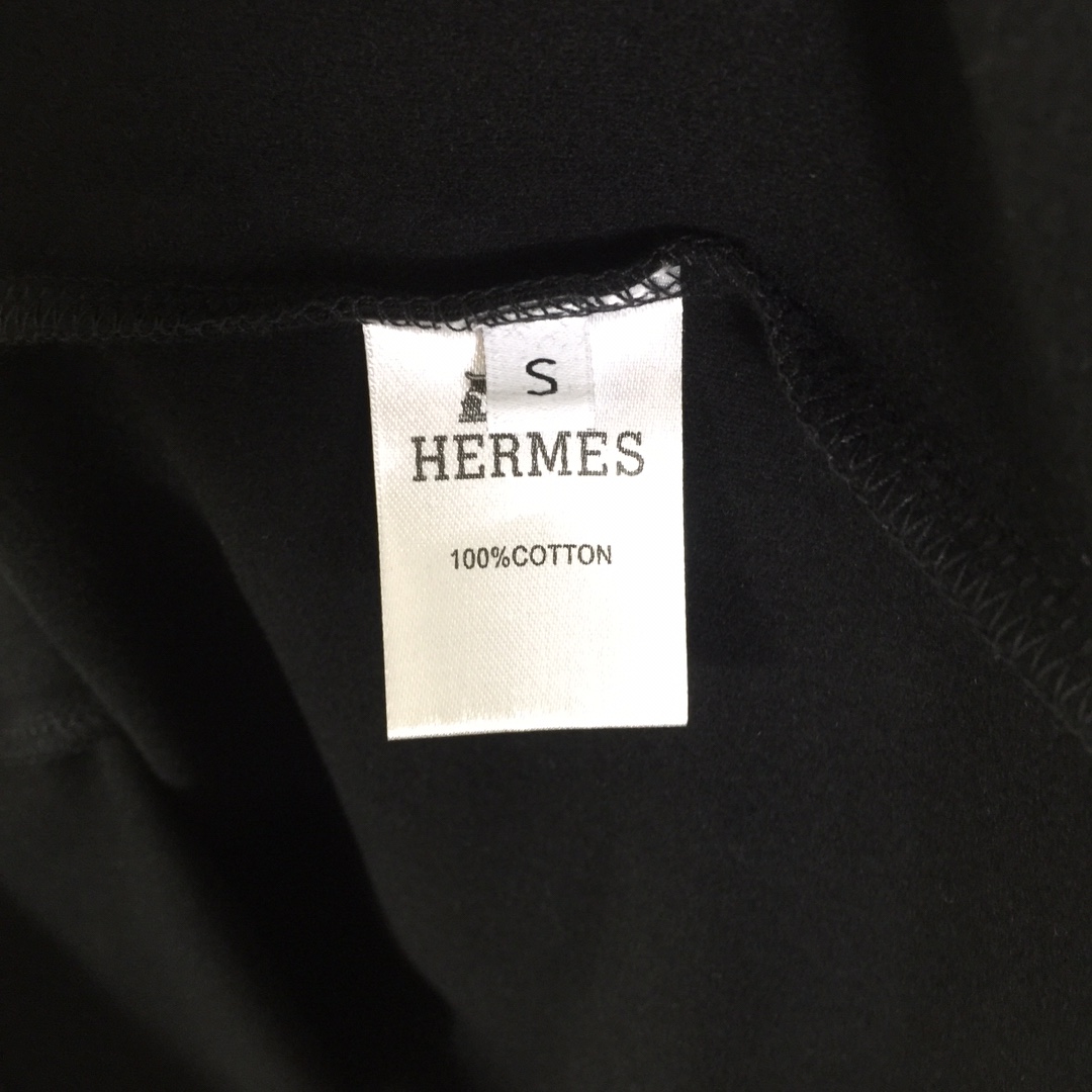 Hermes Logo Long Sleeve Tee - EUR FASHION