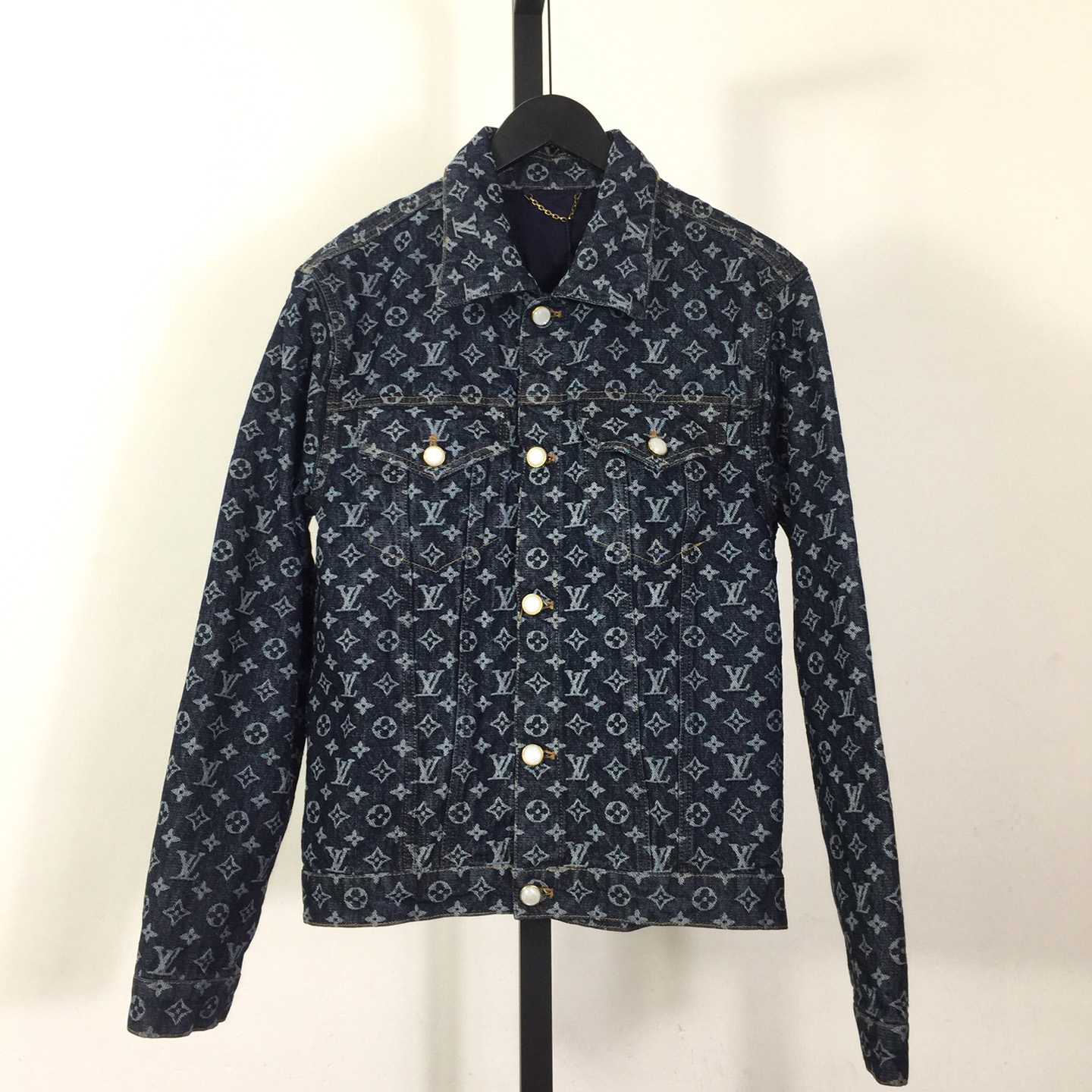 Louis Vuitton Monogram Jacquard Denim Jacket   1AFWWV - EUR FASHION