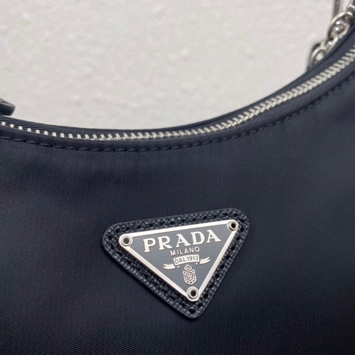 Prada Re-Edition 2005 Re-Nylon Bag  22-12-6cm - EUR FASHION