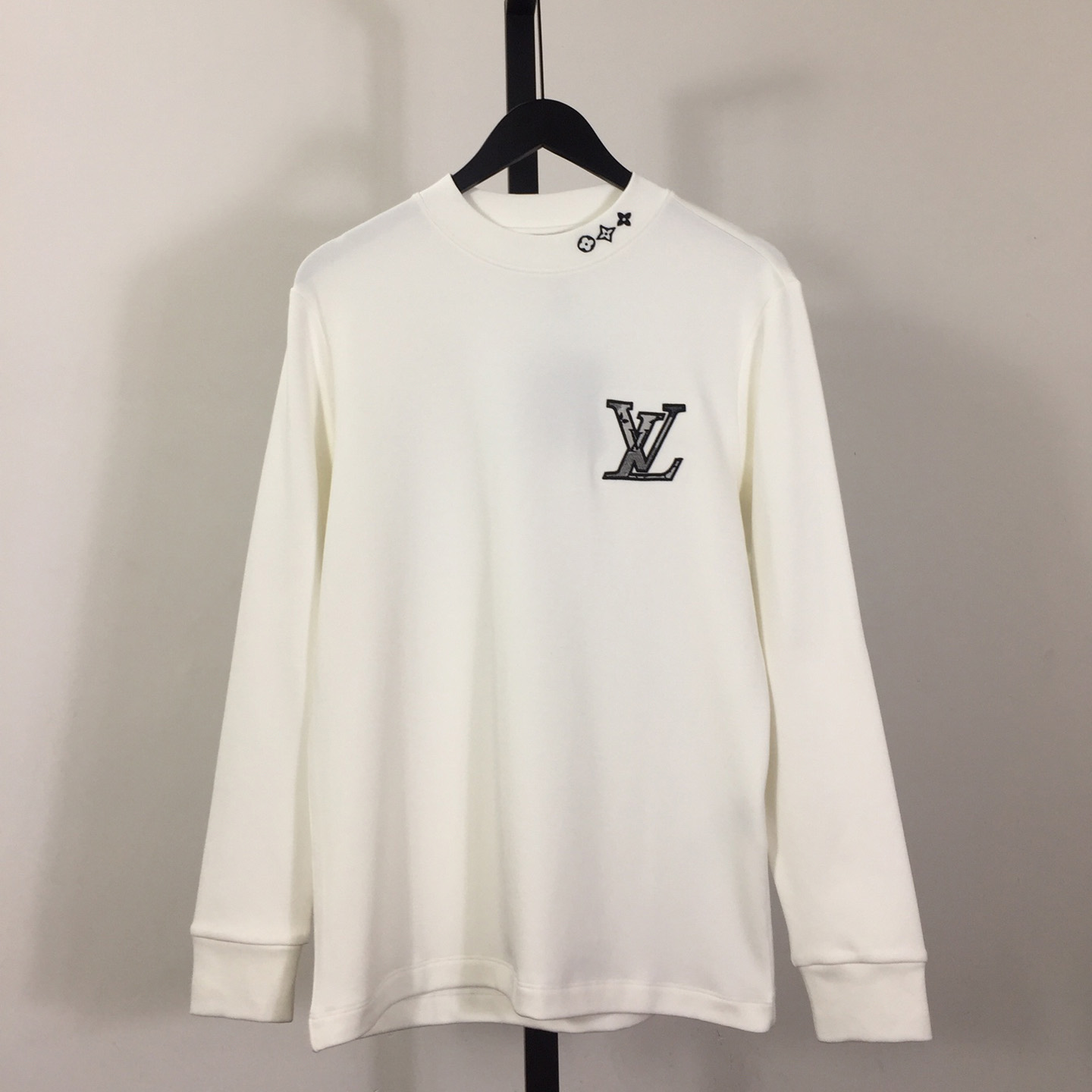 Louis Vuitton Logo Long Sleeve Tee - EUR FASHION