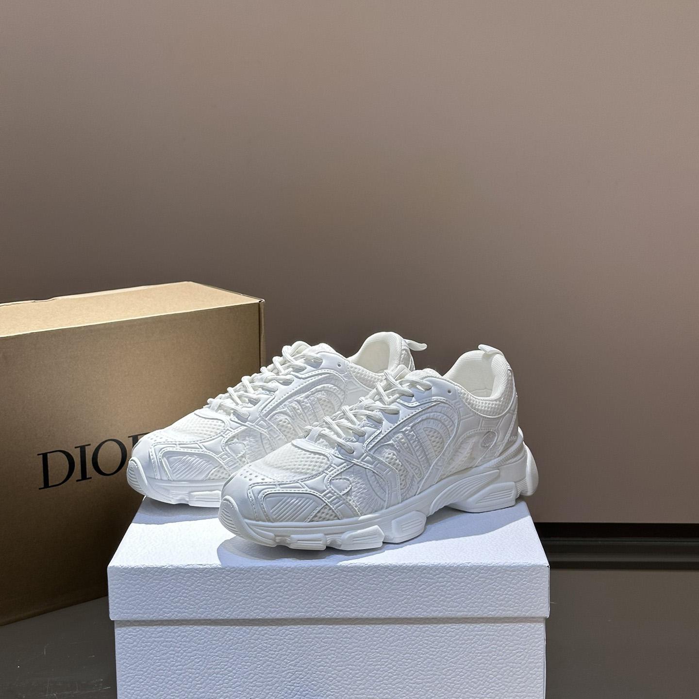 Dior Chrono Sneaker  - EUR FASHION