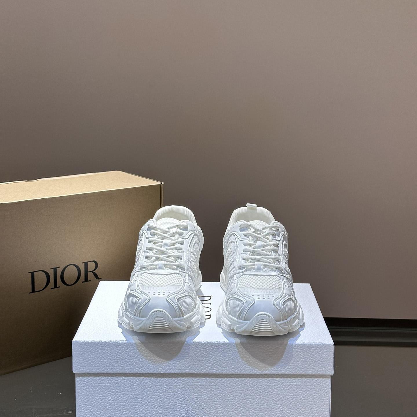 Dior Chrono Sneaker  - EUR FASHION