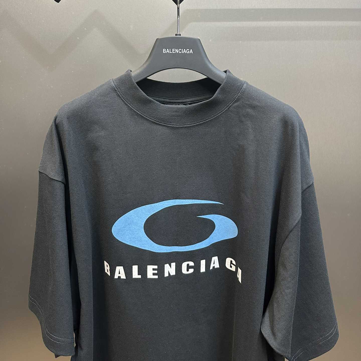 Balenciaga Loop Sports Icon T-Shirt Medium Fit In Washed Black - EUR FASHION