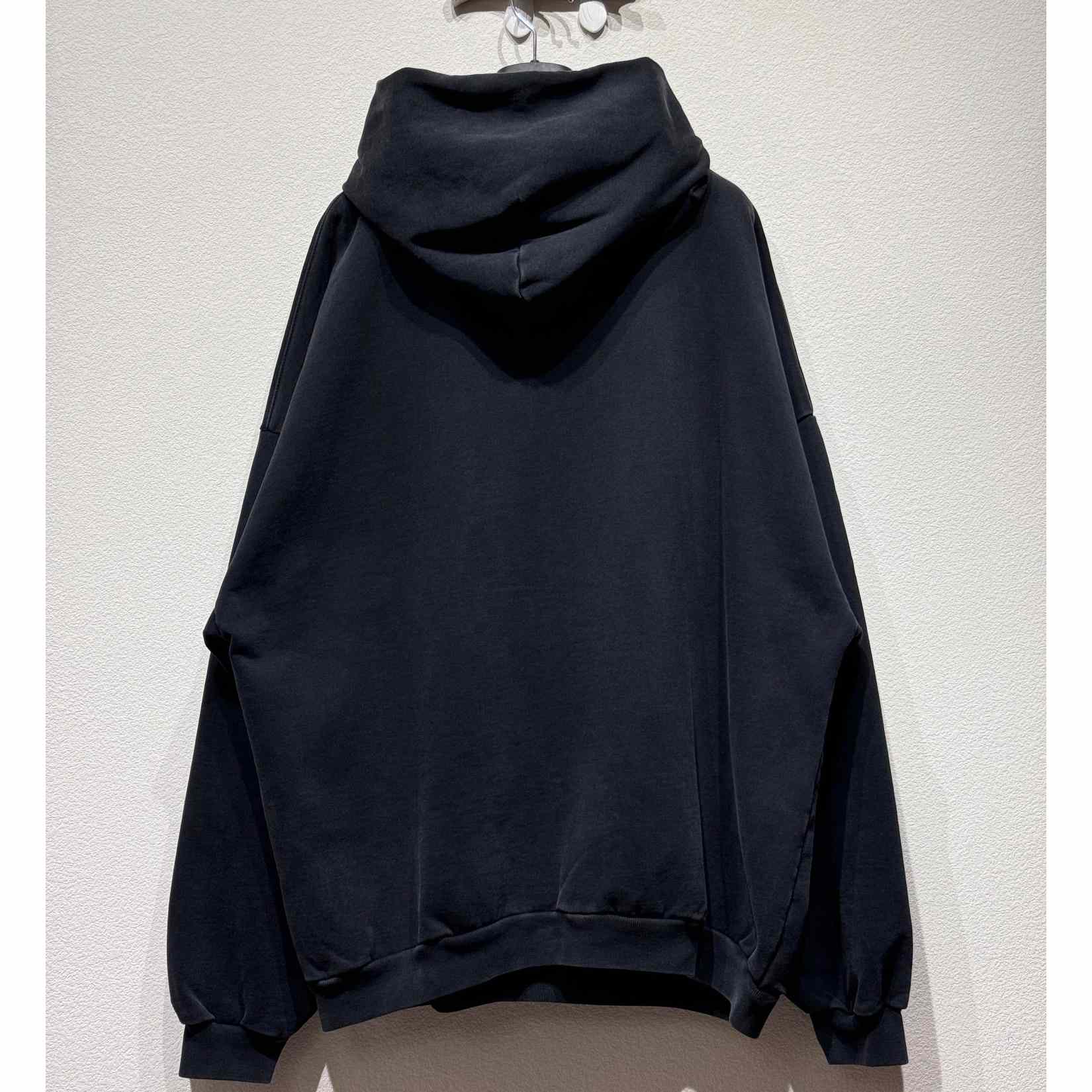 Balenciaga Oversized Sweatshirt - EUR FASHION