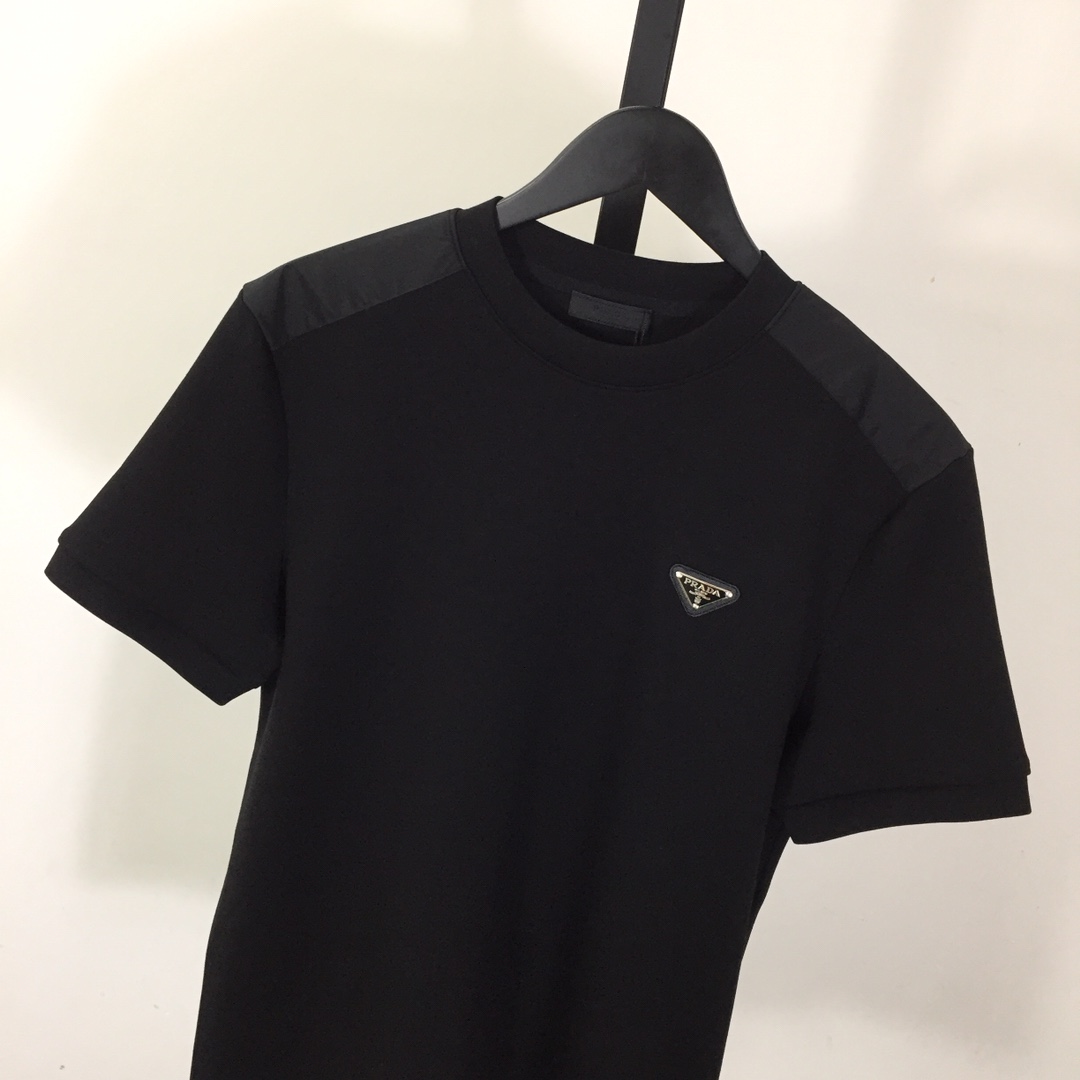 Prada Logo Cotton T-shirt - EUR FASHION