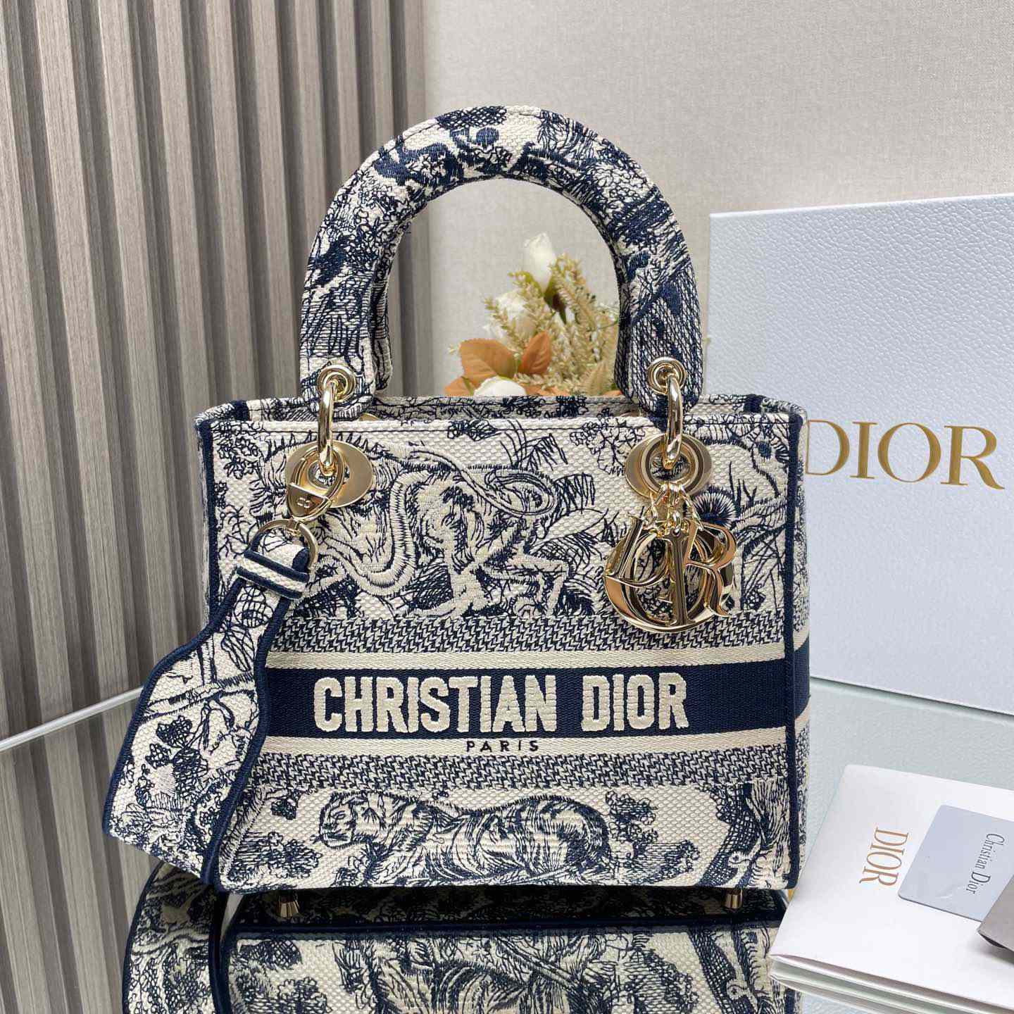 Dior Dioramour Medium Lady D-Lite Bag - EUR FASHION