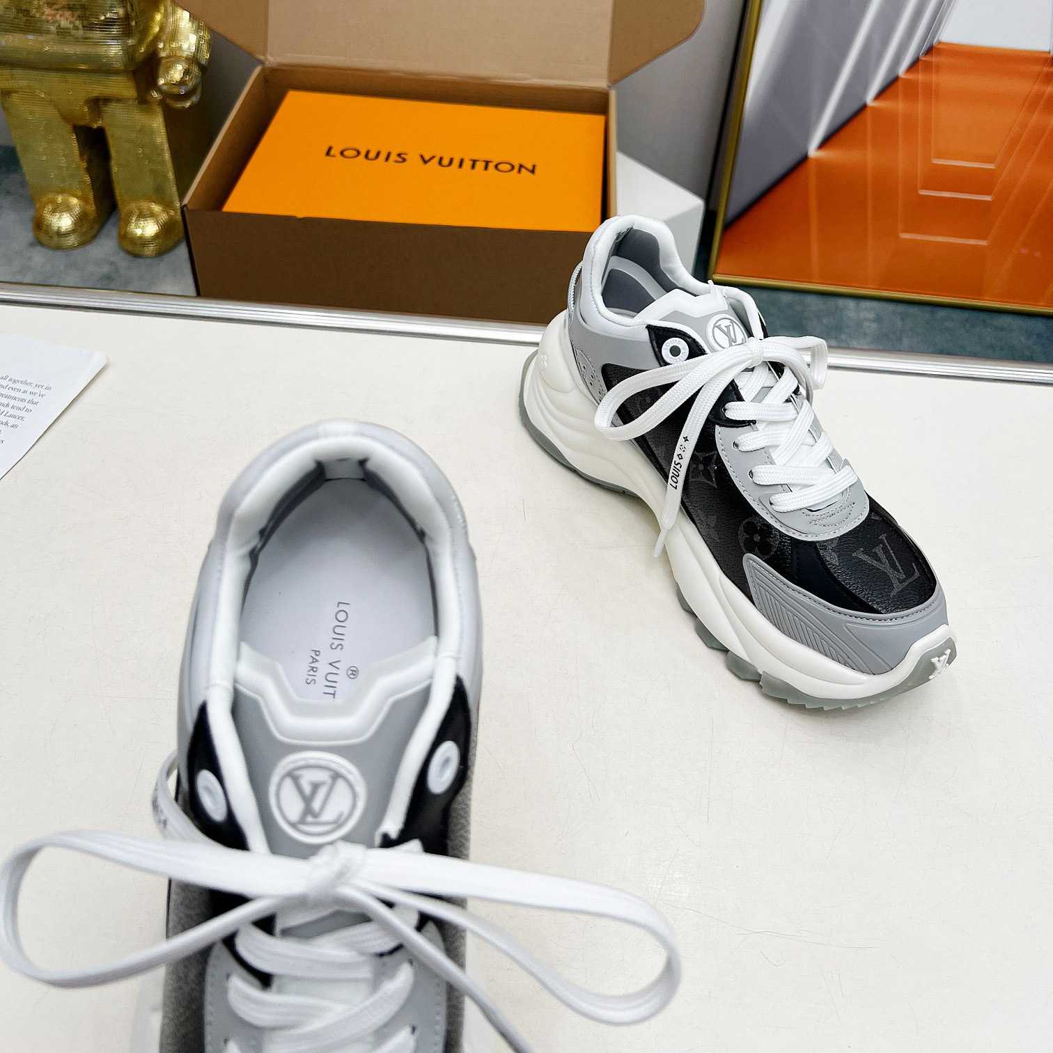 Louis Vuitton Run 55 Sneaker        1AD2MR - EUR FASHION