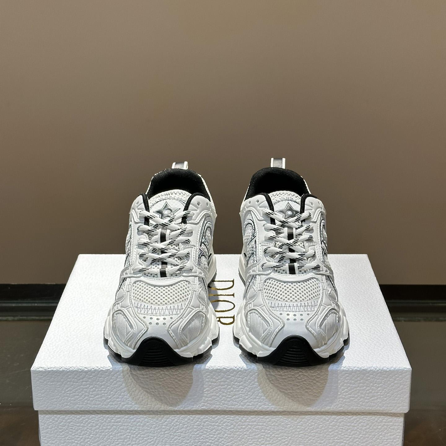 Dior Chrono Sneaker       - EUR FASHION