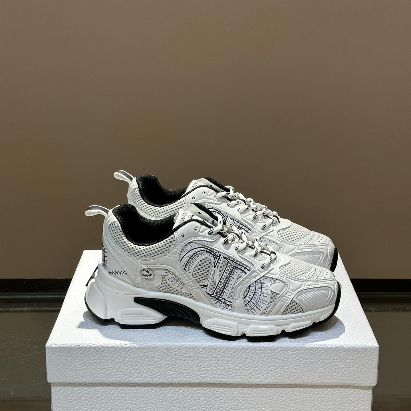 Dior Chrono Sneaker       - EUR FASHION