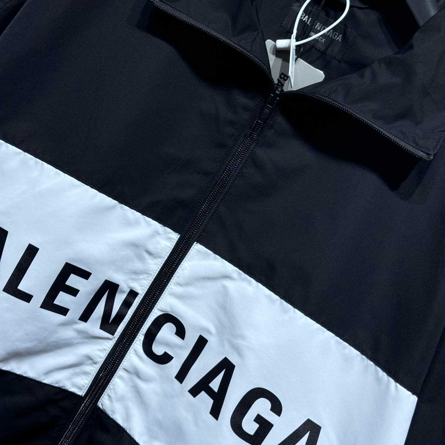 Balenciaga Logo-print Zip-up Windbreaker - EUR FASHION