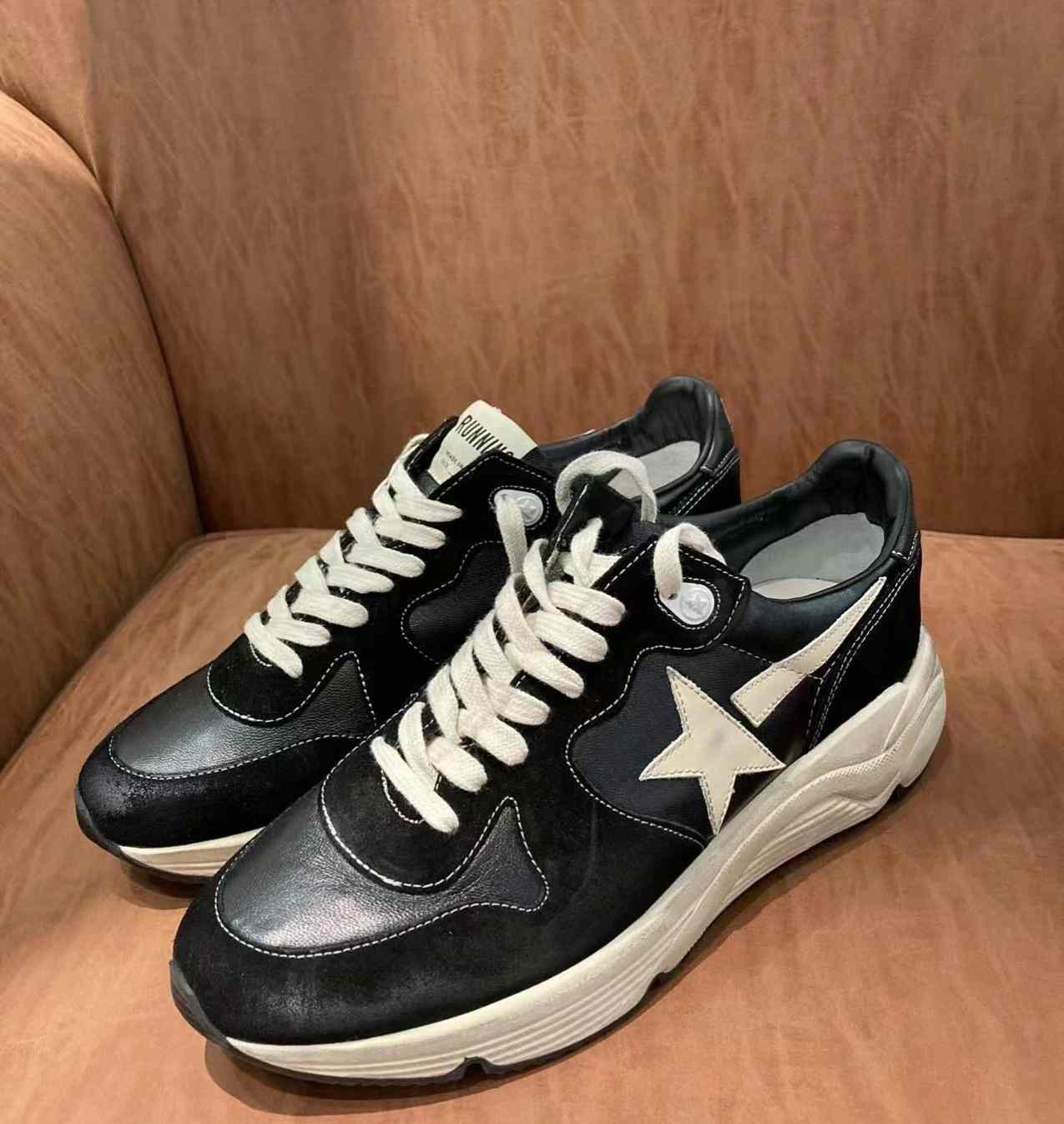 Golden Goose Women's Sneakers - EUR FASHION