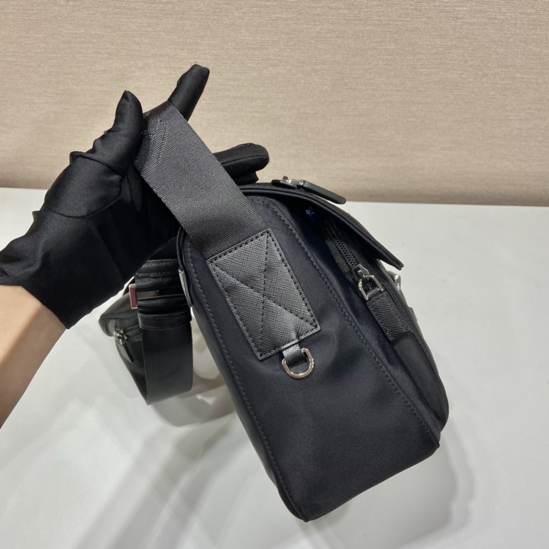 Prada Re-Nylon Shoulder Bag - EUR FASHION