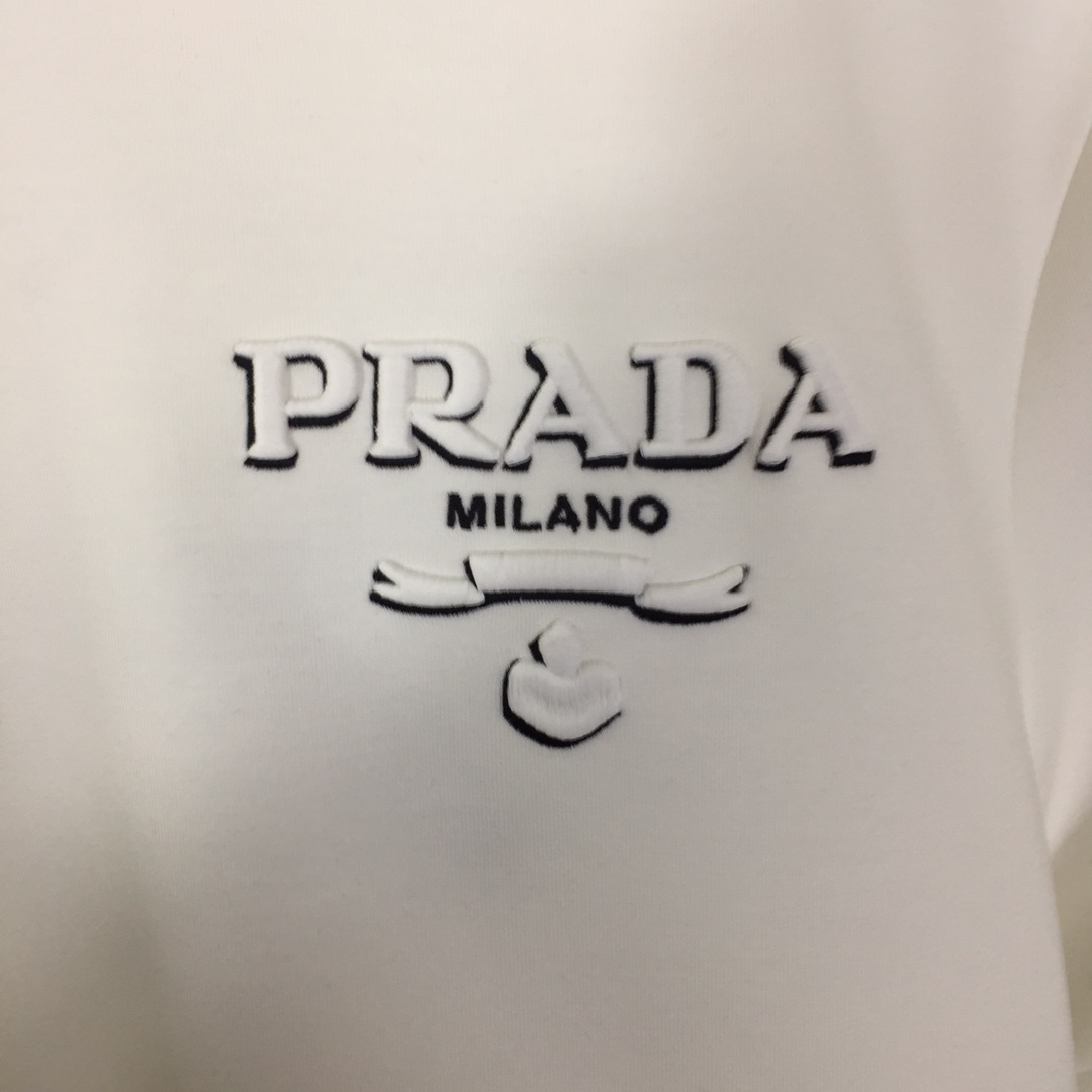 Prada Logo Cotton T-shirt - EUR FASHION