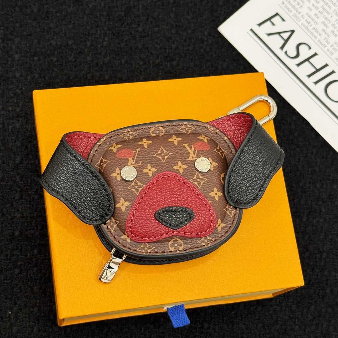 Louis Vuitton 57th Street NYC LV Dog Bag Charm  M02272 - EUR FASHION