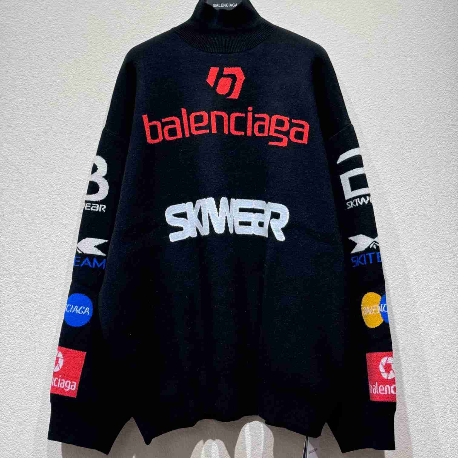 Balenciaga Ski Long Sleeve Turtleneck In Black - EUR FASHION