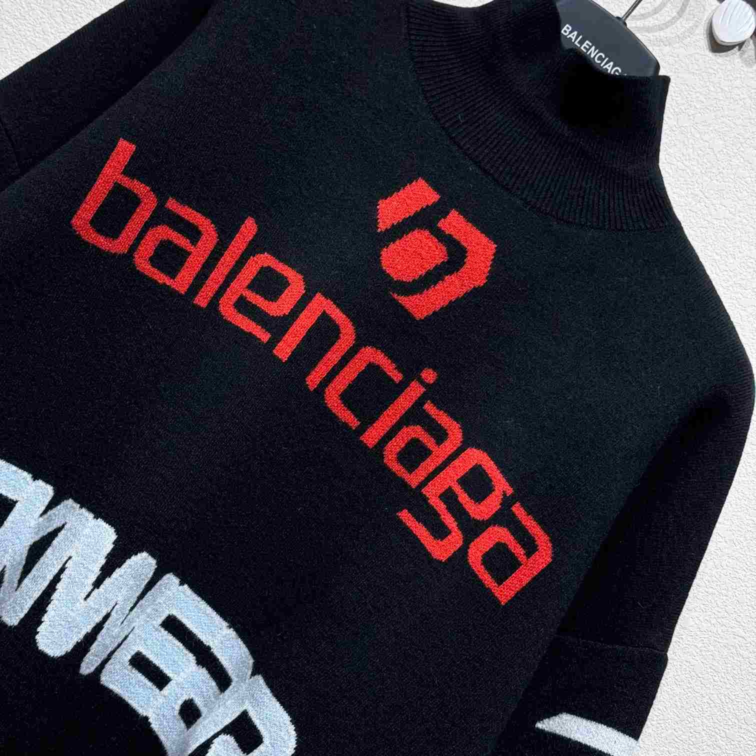 Balenciaga Ski Long Sleeve Turtleneck In Black - EUR FASHION