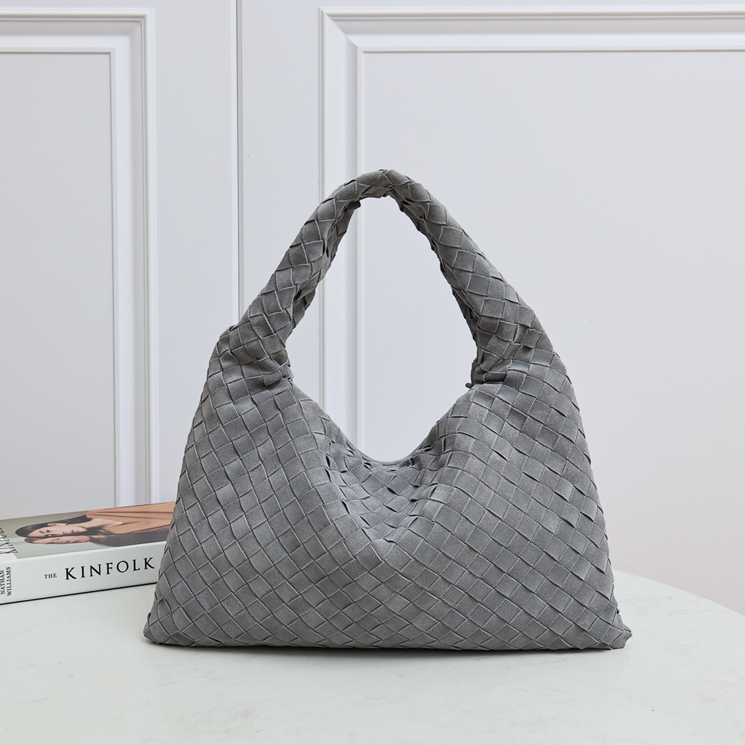 Bottega Veneta Hop  - EUR FASHION