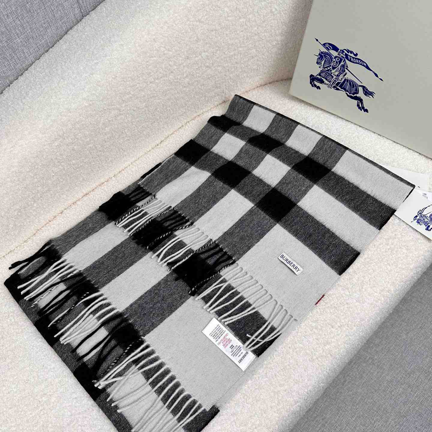 Burberry Scarf   180*40cm - EUR FASHION