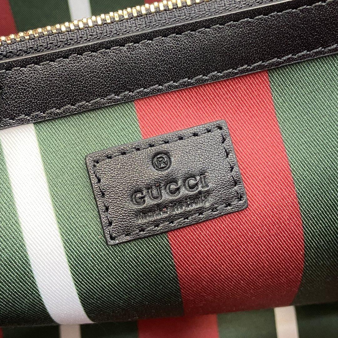 Gucci GG Emblem Medium Tote Bag - EUR FASHION