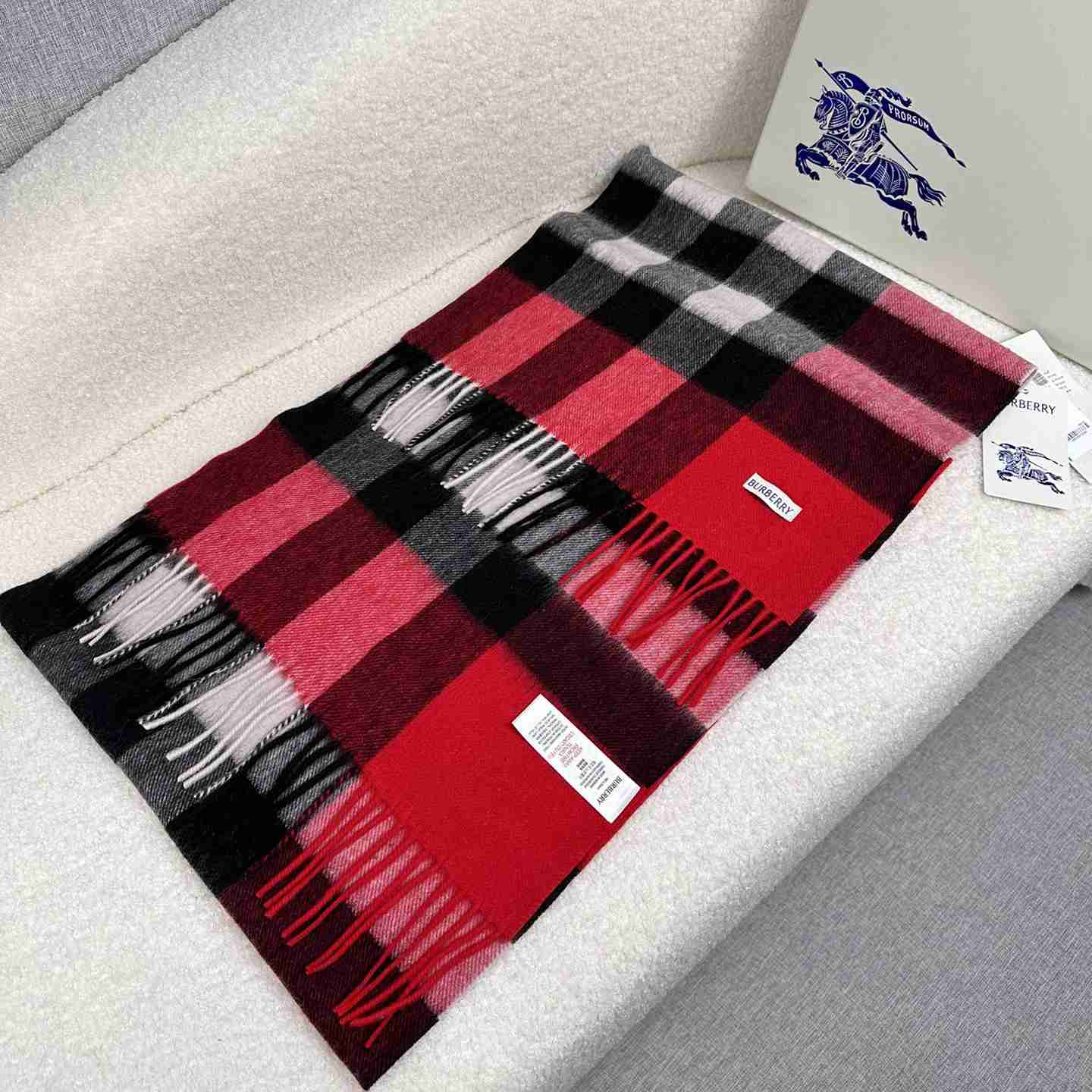 Burberry Scarf   180*40cm - EUR FASHION