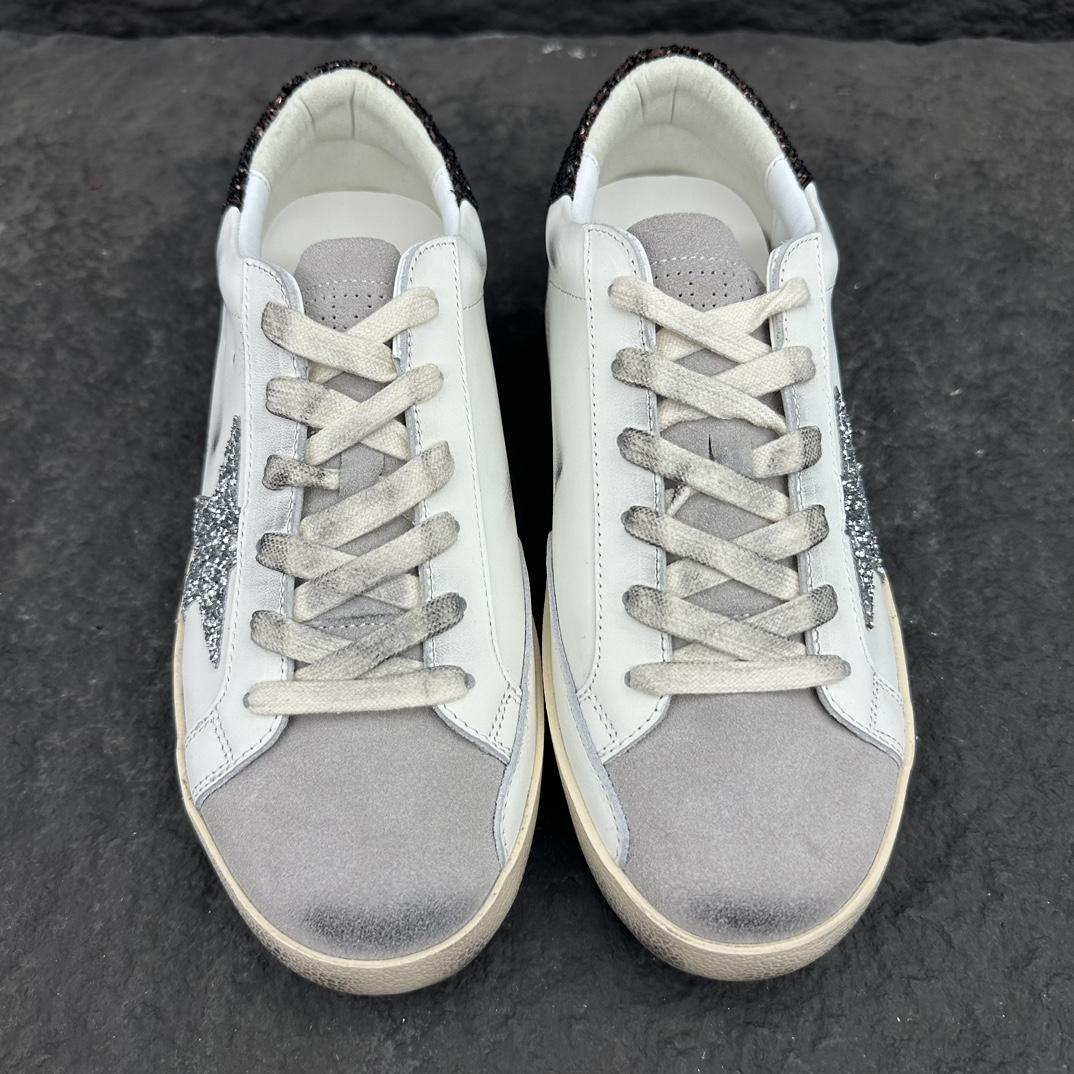 Golden Goose Sneakers - EUR FASHION