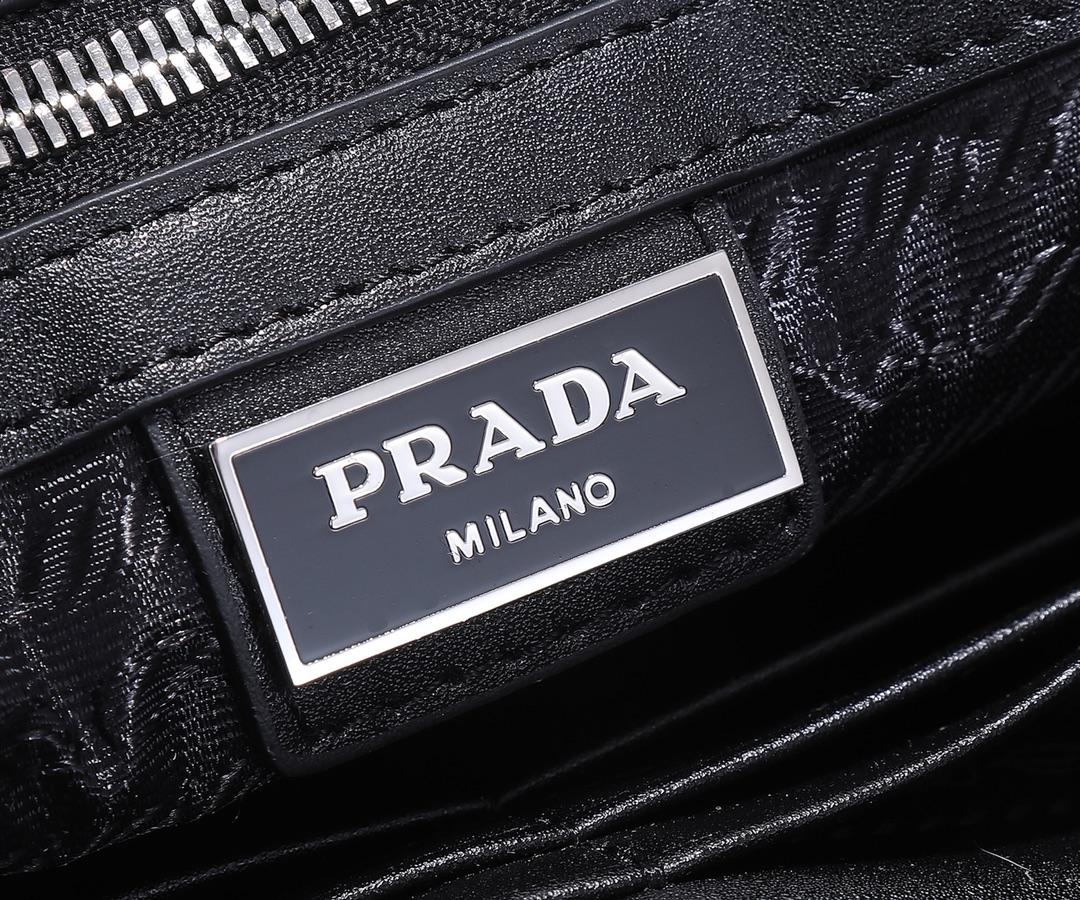 Prada Saffiano Leather Clutch  (26.5*17*5cm) - EUR FASHION