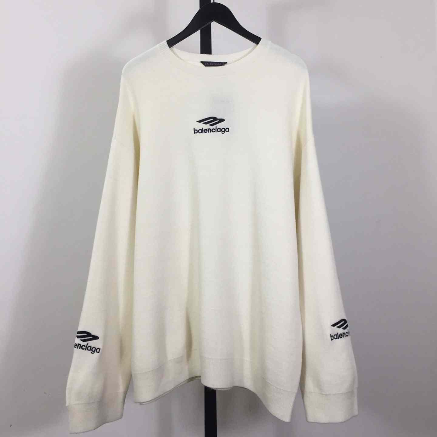 Balenciaga Ski Crewneck In White - EUR FASHION