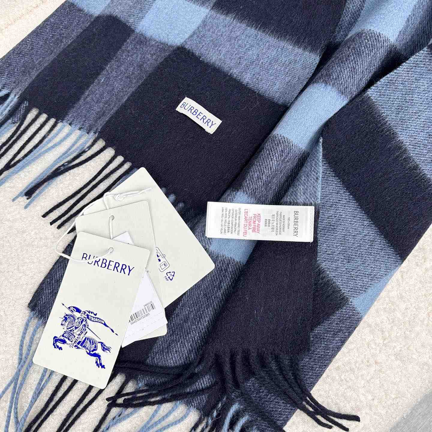 Burberry Scarf   180*40cm - EUR FASHION