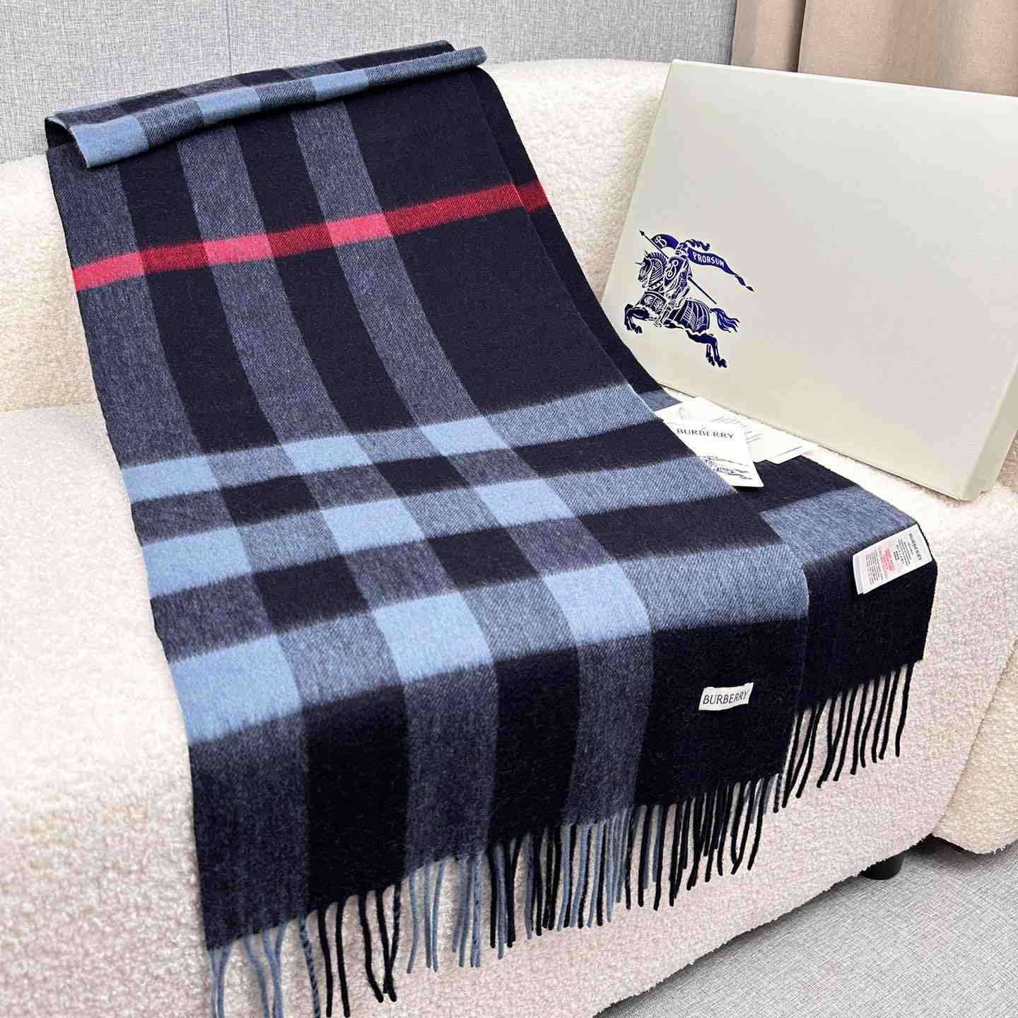 Burberry Scarf   180*40cm - EUR FASHION