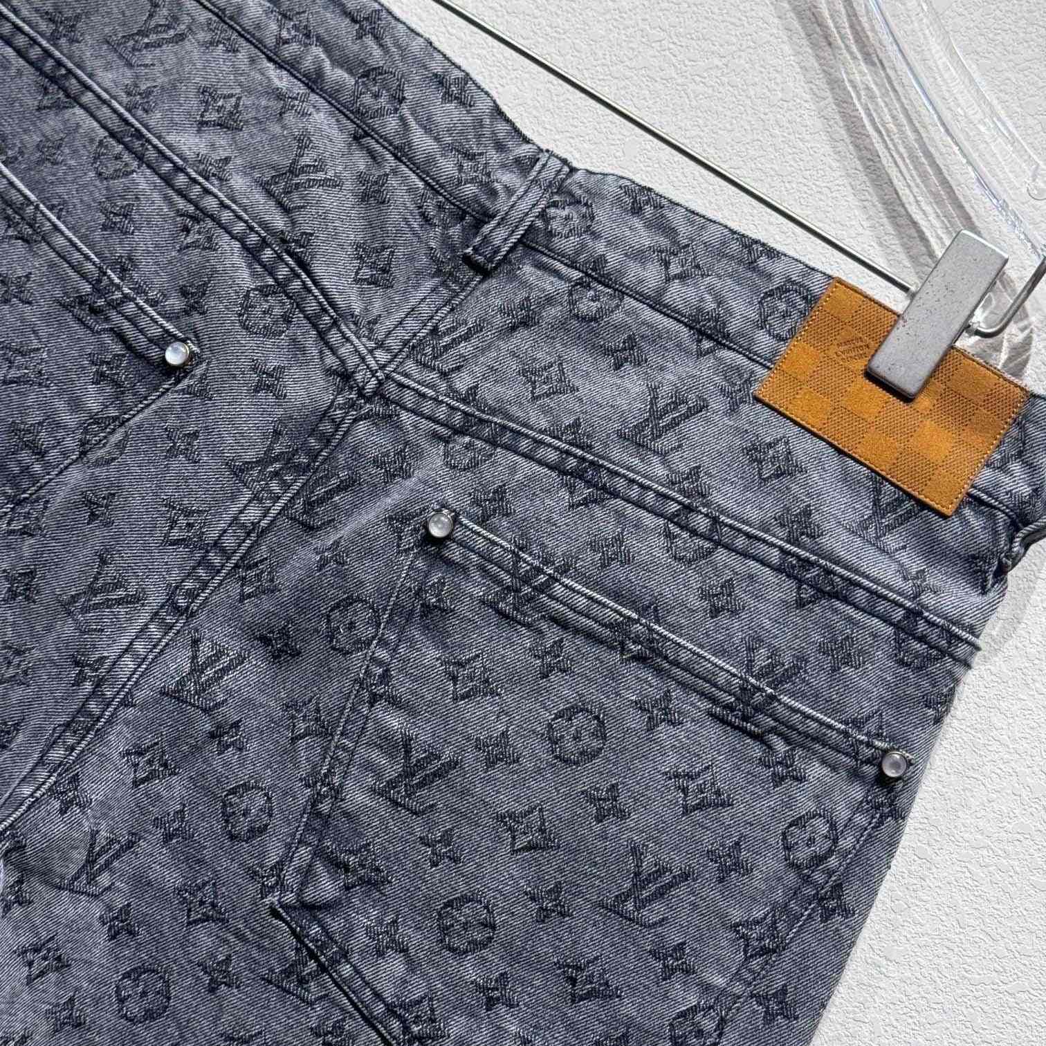 Louis Vuitton Monogram Jacquard Denim Skate Pants   - EUR FASHION