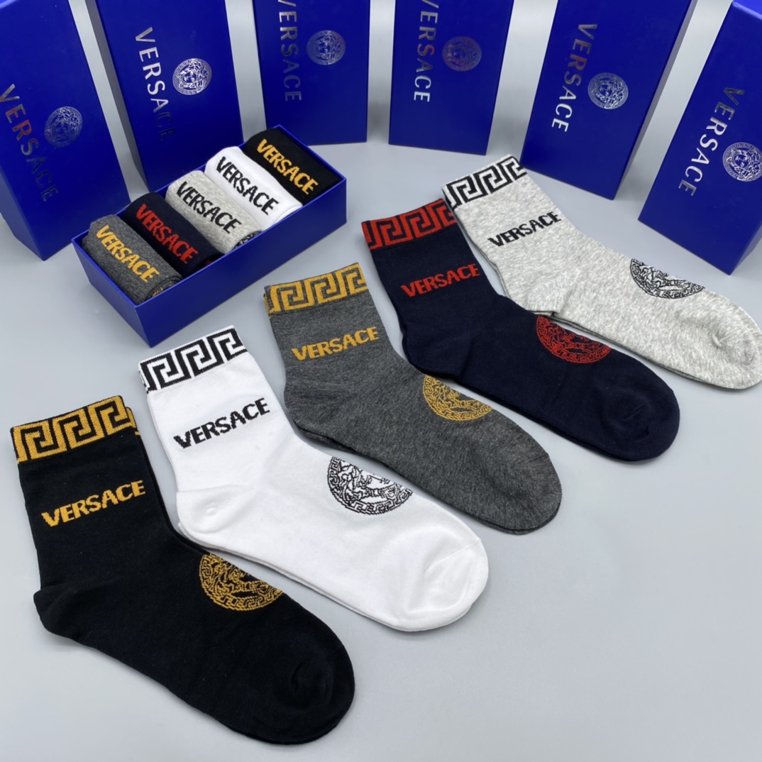 Versace Socks/Box - EUR FASHION