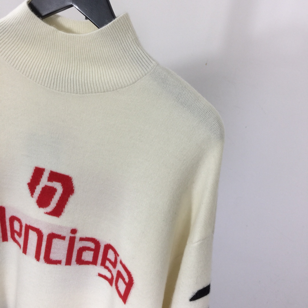 Balenciaga Ski Long Sleeve Turtleneck In White - EUR FASHION