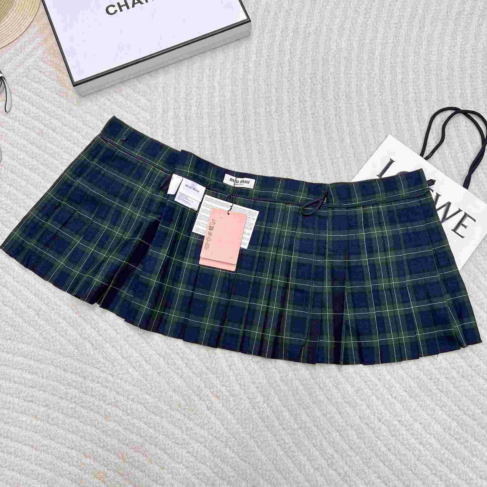 Miu Miu Pleated Tartan Miniskirt - EUR FASHION