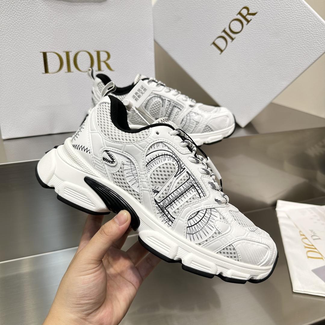 Dior Chrono Sneaker   - EUR FASHION