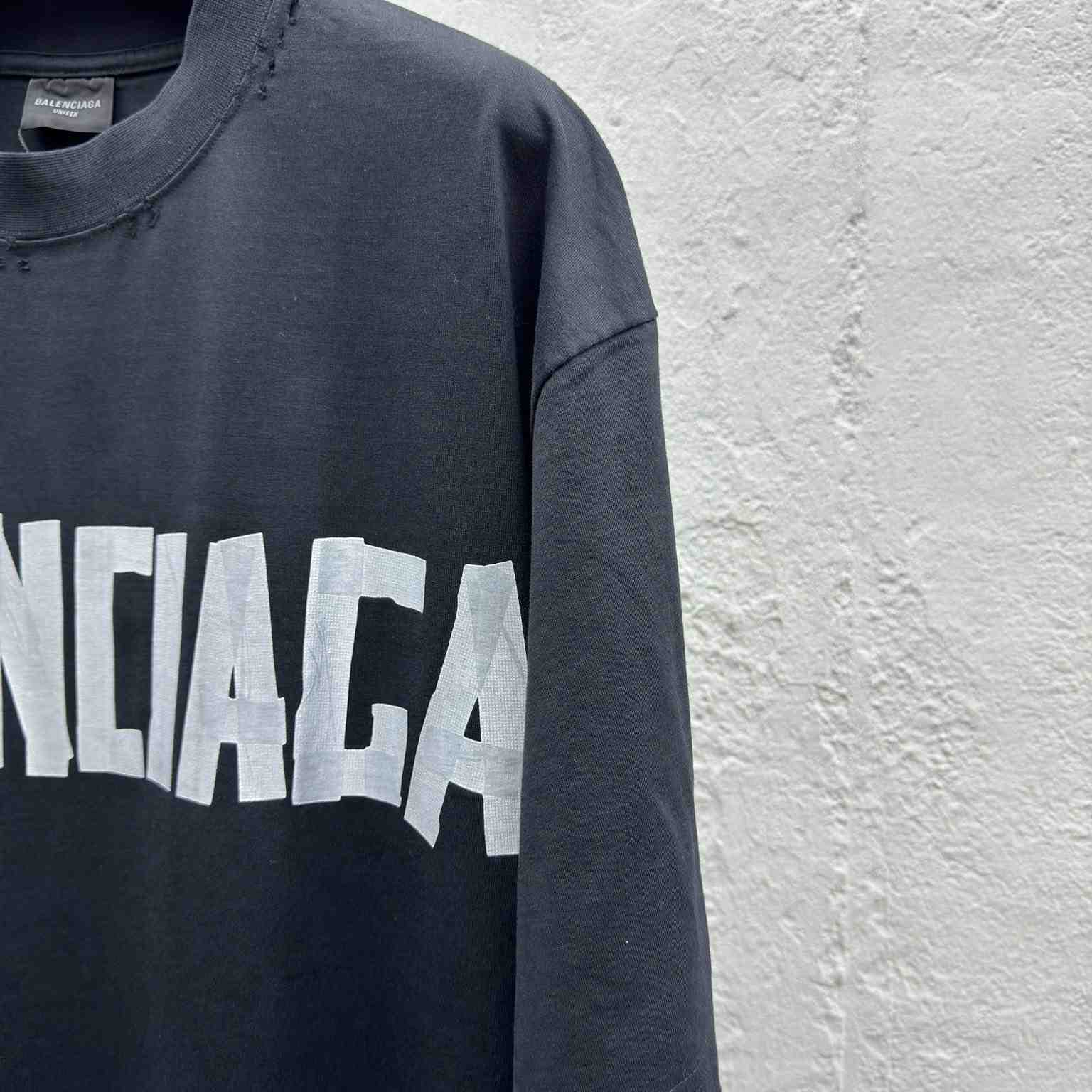 Balenciaga Tape Type T-Shirt  - EUR FASHION