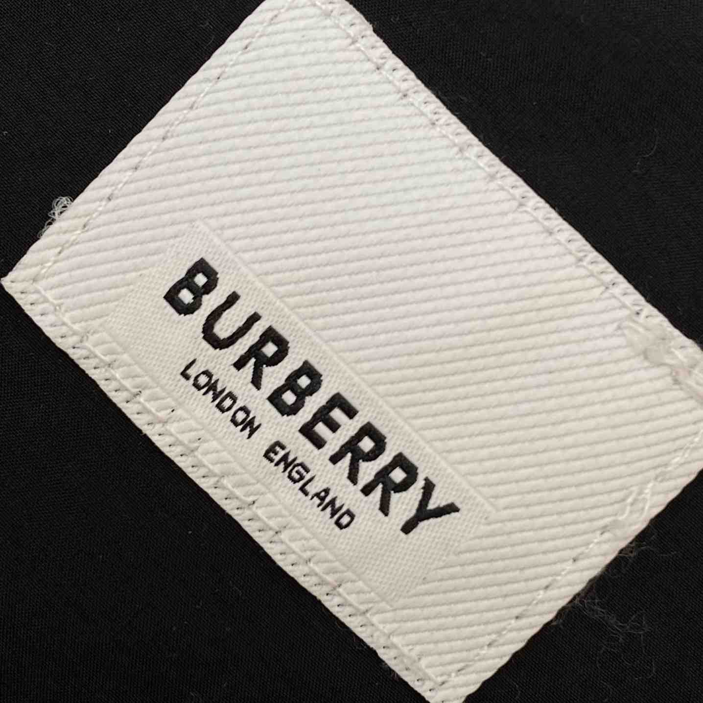 Burberry Jacket  - EUR FASHION